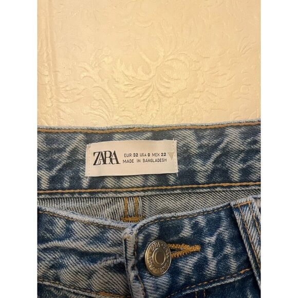 Zara Straight Legged Frayed Bottom Jeans Size 0 - Picture 6 of 10